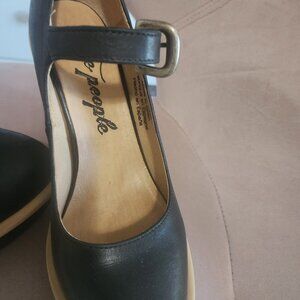 Free People Maggie Mary Jane Platform Heel size 37 1/2